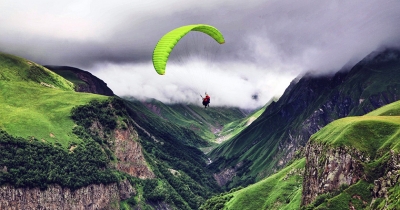 Georgian Government Approves Temporary Regulations for Paragliding